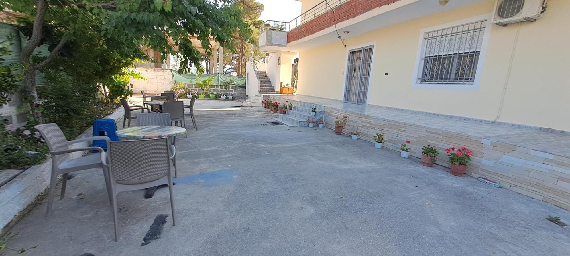 Guesthouse Vlore Ngoại thất bức ảnh