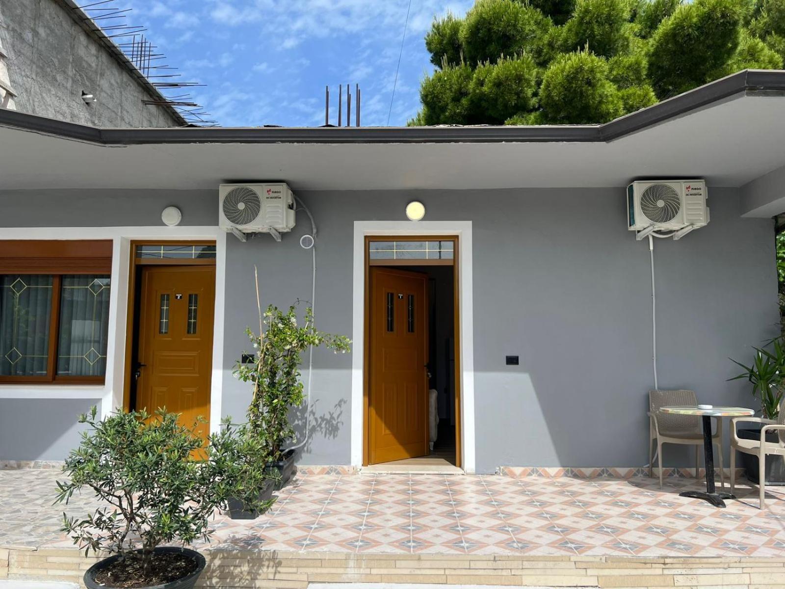 Guesthouse Vlore Ngoại thất bức ảnh